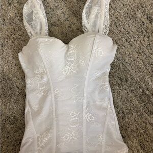XS White lace corset